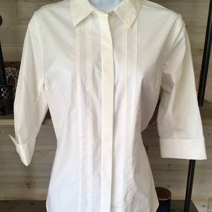 🔴 👠 White button down dress shirt 👠